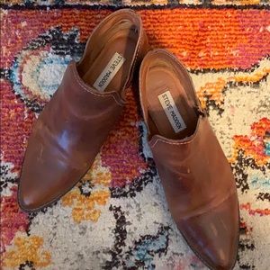 Steve Madden short booties